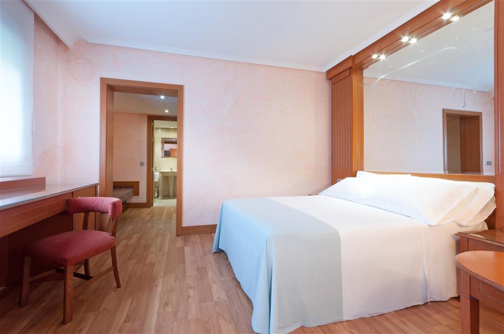 فندق جيتافيفي  فندق مدريد-خيتافي لوس انجليس الغرفة الصورة